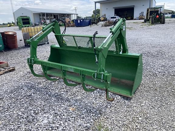 Image of John Deere Grapple Primary image