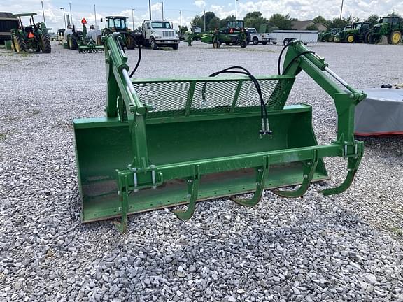 Image of John Deere Grapple equipment image 2