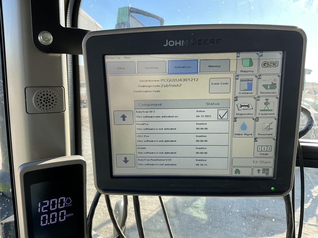 Image of John Deere GS3 2630 Image 1