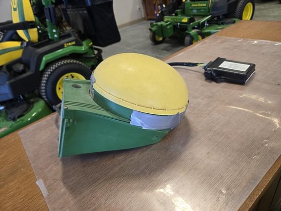 Image of John Deere StarFire iTC Primary image