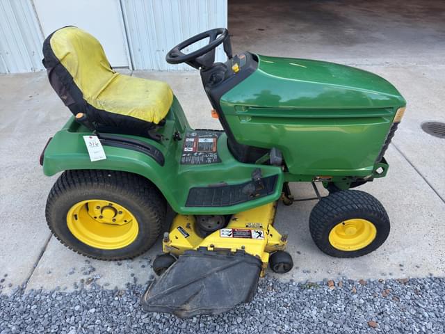 Image of John Deere GT235 equipment image 4