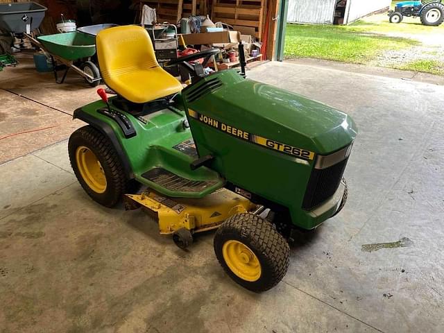 Image of John Deere GT262 equipment image 1