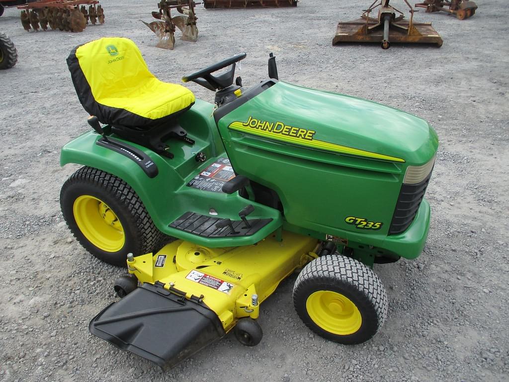 Image of John Deere GT235 Primary image