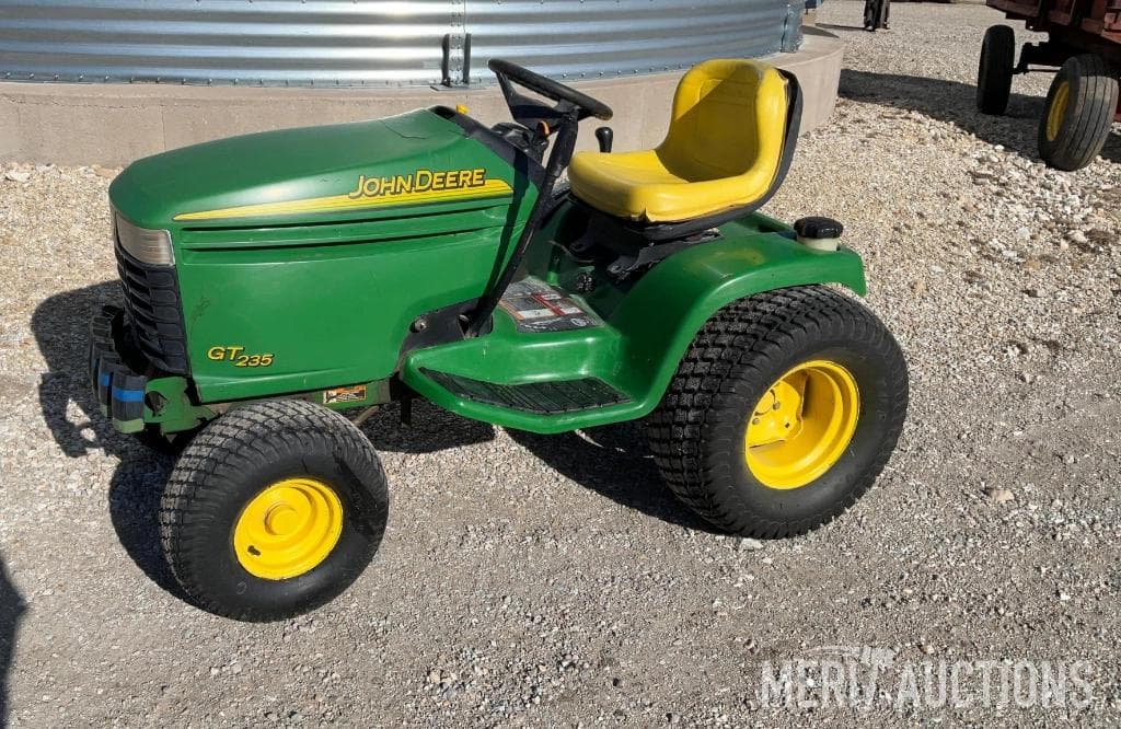 Image of John Deere GT235 Primary image