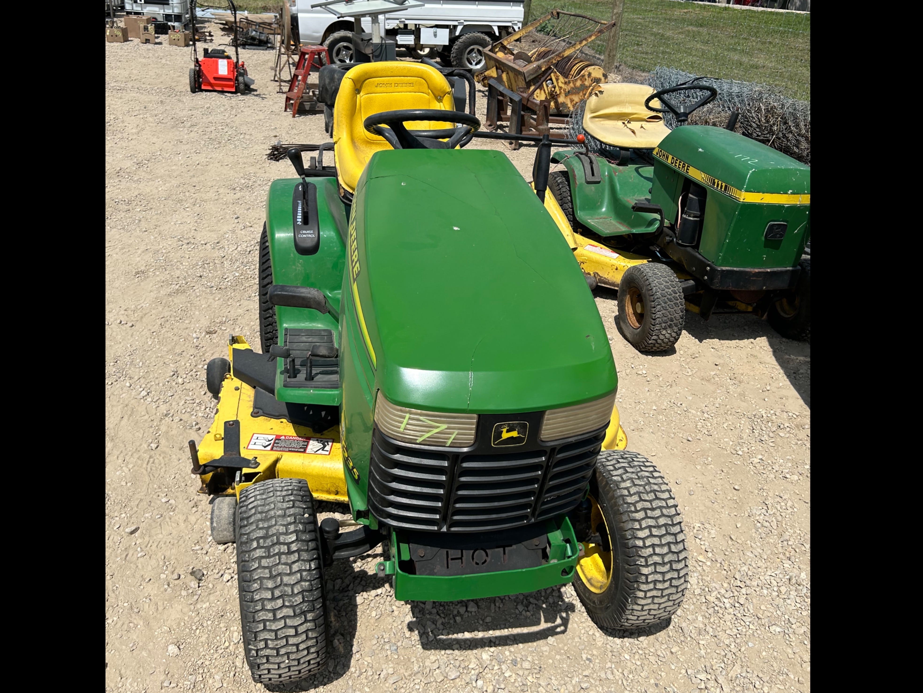 Main image John Deere GT235