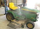 John Deere GT245 Image