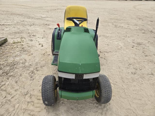 Image of John Deere GT262 equipment image 1