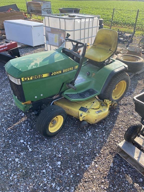 Image of John Deere GT262 Image 0