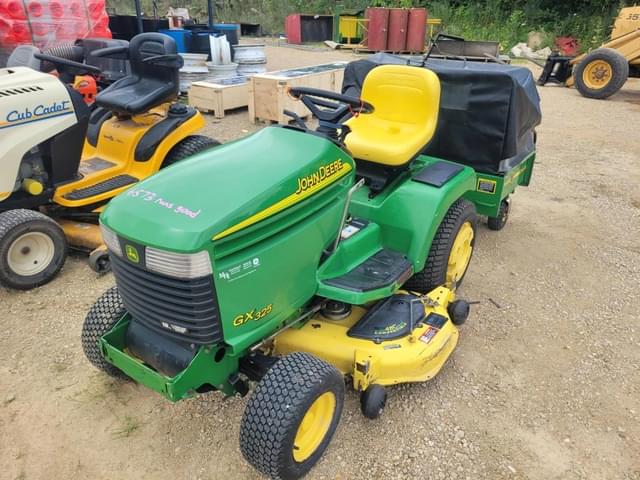 Image of John Deere GX325 equipment image 1