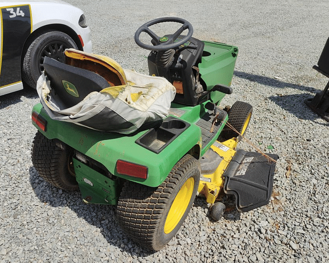 Image of John Deere GX335 equipment image 2
