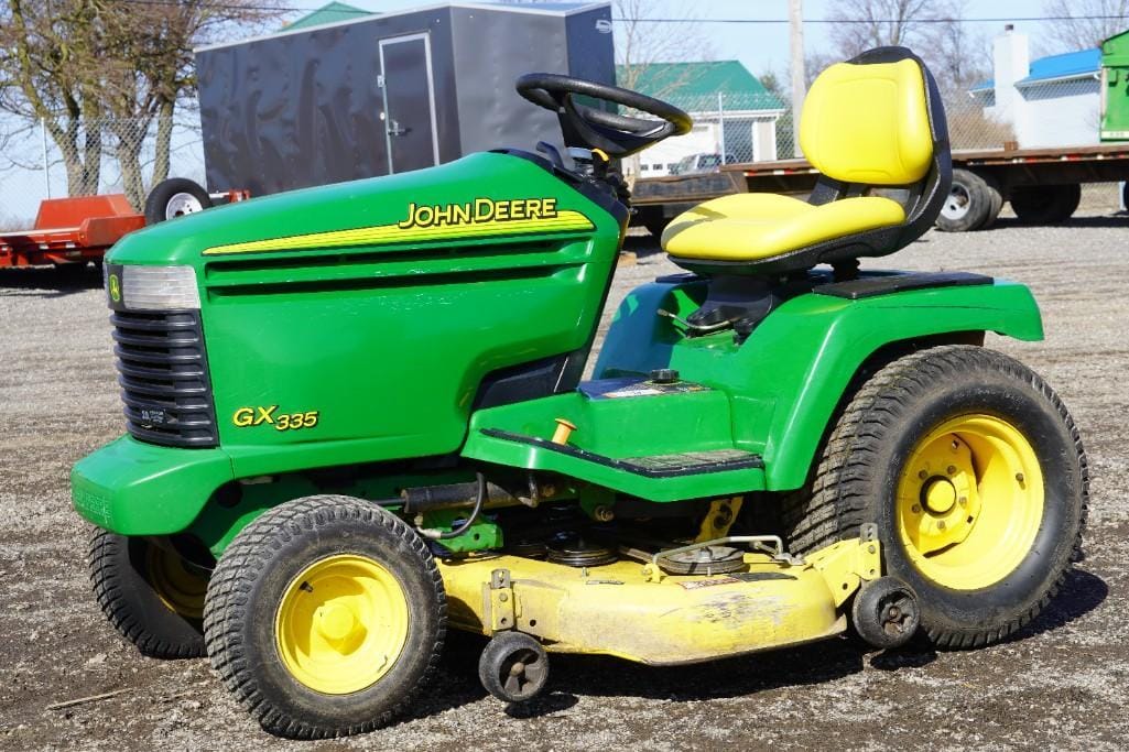 Main image John Deere GX335