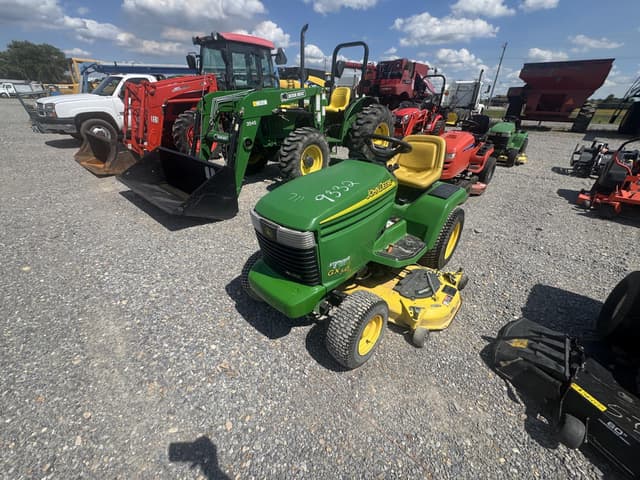 Image of John Deere GX345 equipment image 1