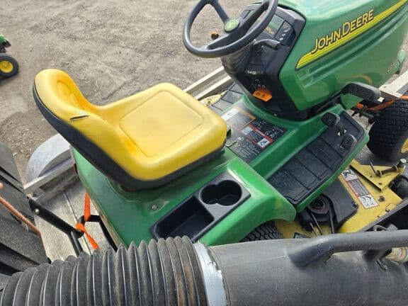 Image of John Deere GX345 equipment image 2
