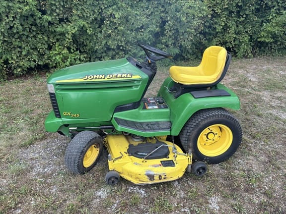 John Deere GX345 Equipment Image0