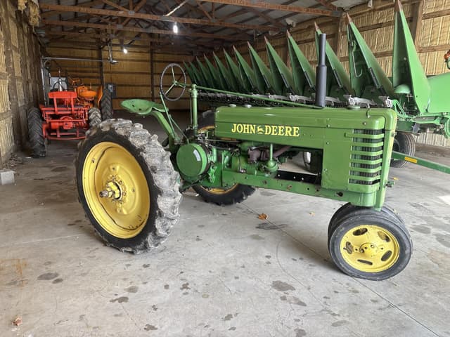 Image of John Deere H equipment image 3