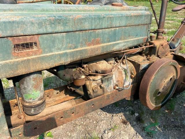 Image of John Deere H equipment image 3