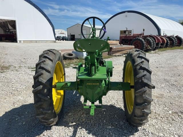 Image of John Deere H equipment image 3