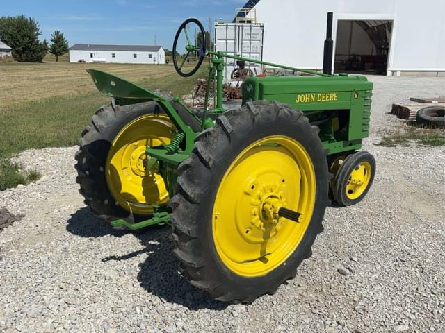 Image of John Deere H equipment image 4