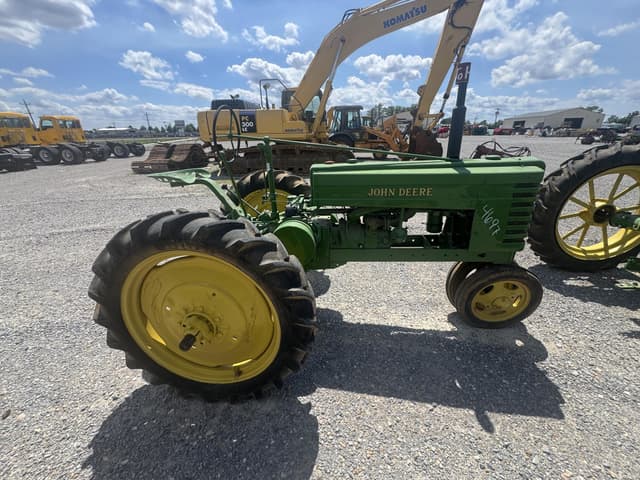 Image of John Deere H equipment image 4