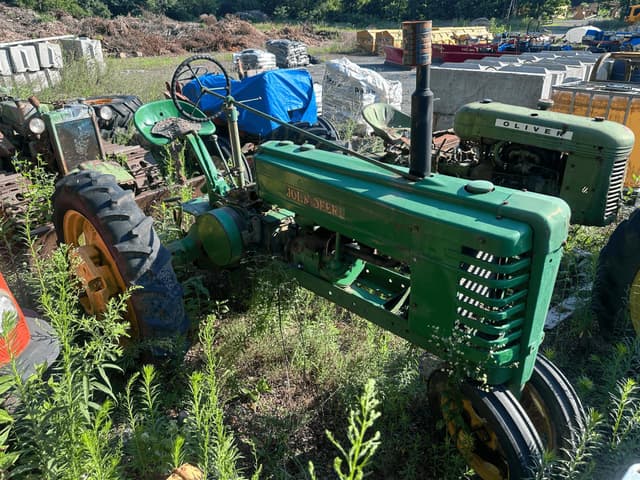 Image of John Deere H equipment image 2