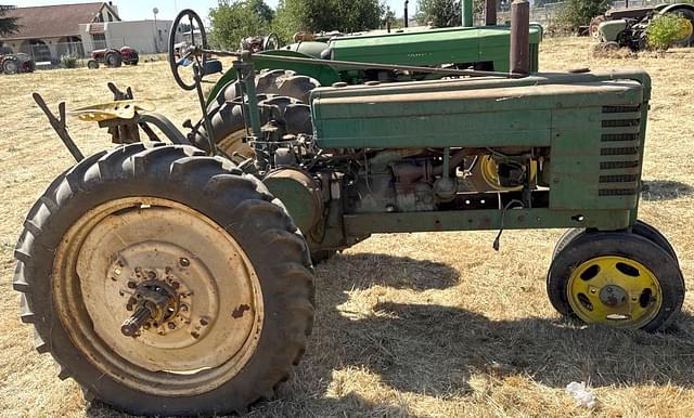 Image of John Deere H equipment image 2