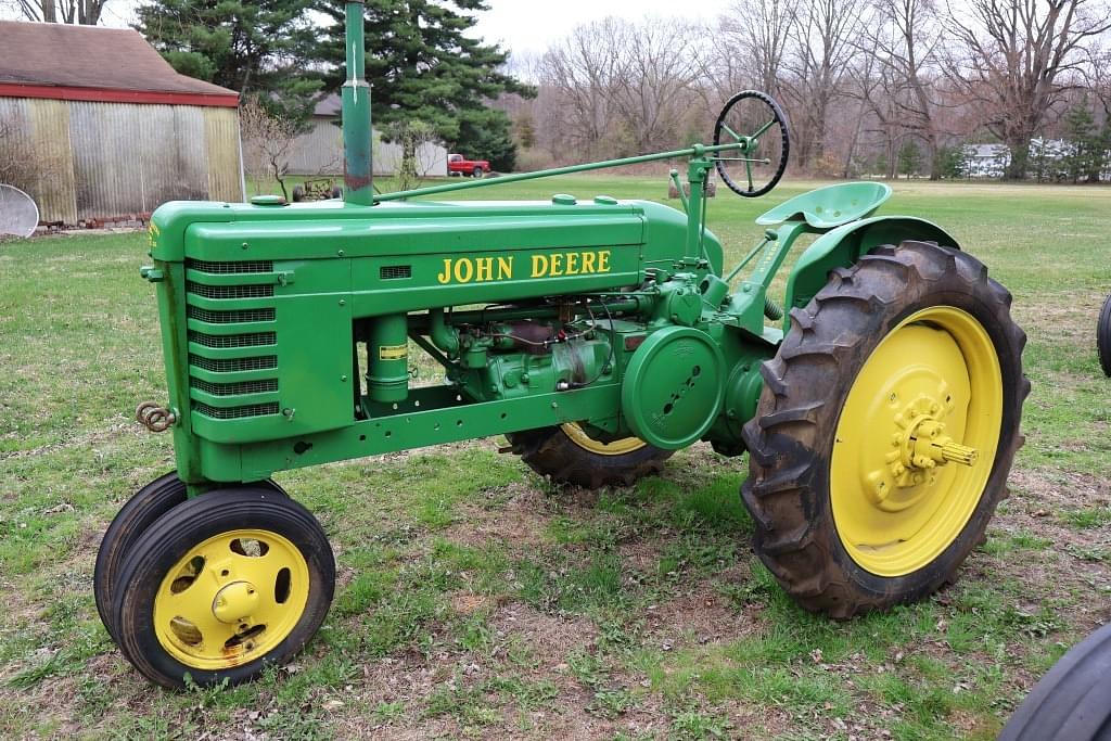 Image of John Deere H Primary image
