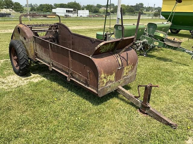 Image of John Deere H equipment image 1