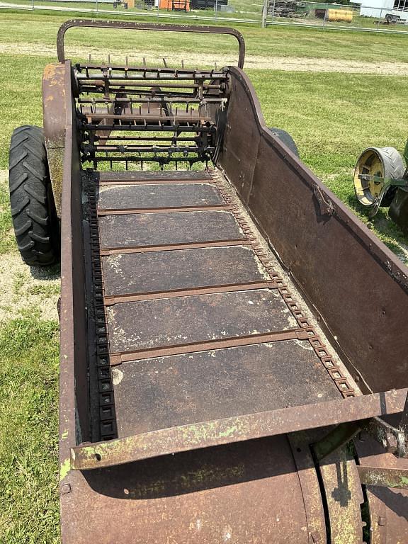Image of John Deere H equipment image 2
