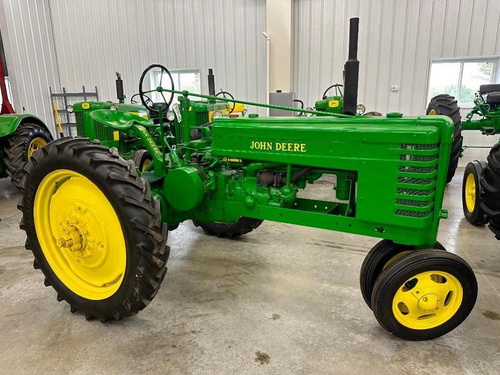 Image of John Deere H Primary image