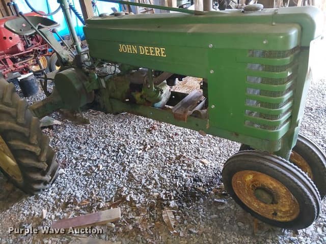 Image of John Deere H equipment image 3
