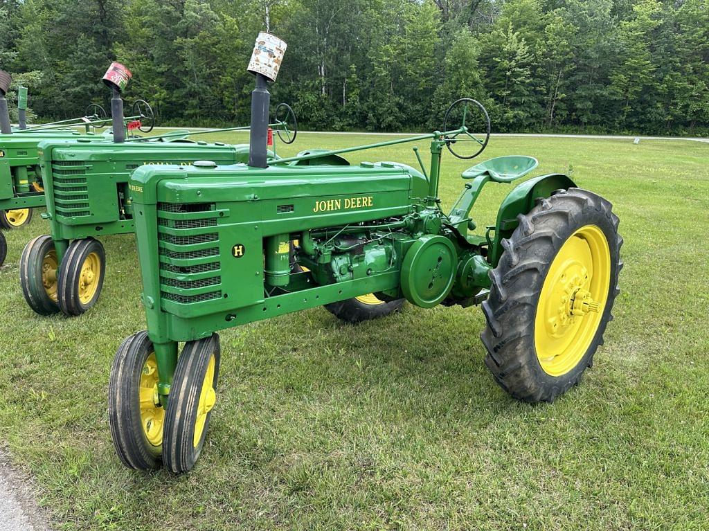 Image of John Deere H Primary image