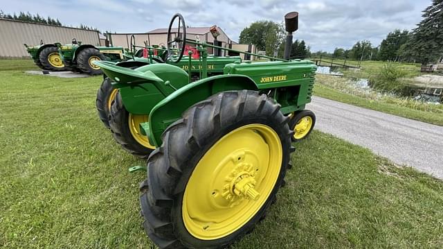 Image of John Deere H equipment image 4