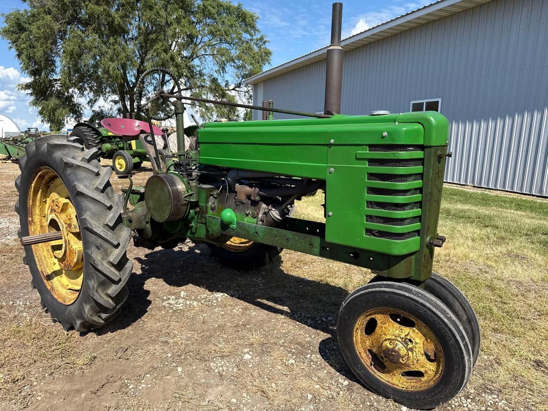 Image of John Deere H Primary image
