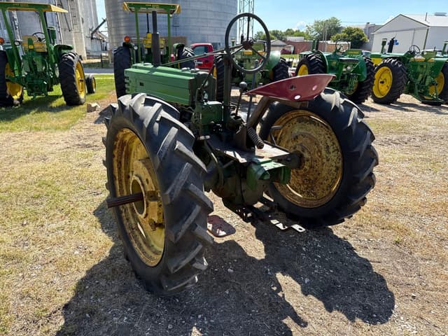 Image of John Deere H equipment image 2