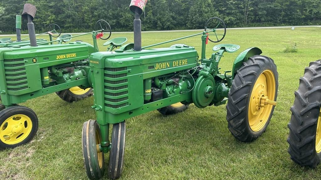 Image of John Deere H Primary image
