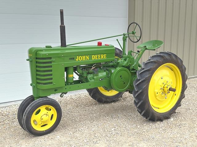 Image of John Deere H equipment image 1