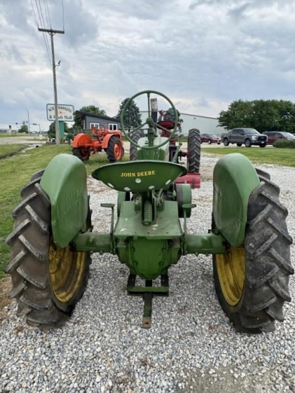 Image of John Deere H equipment image 3