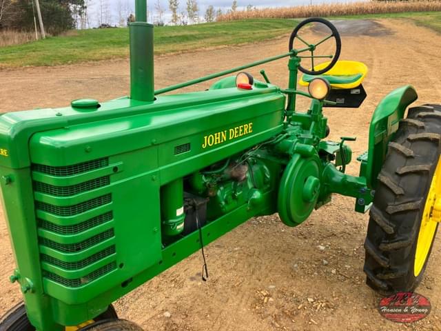 Image of John Deere H equipment image 2