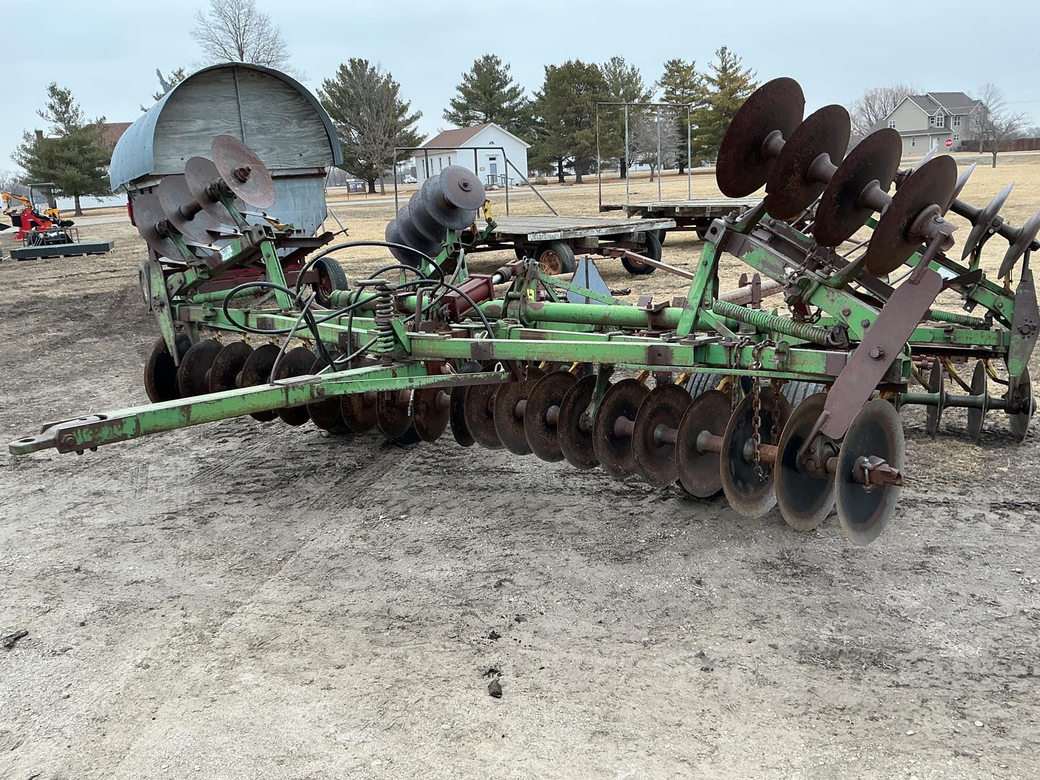 John Deere H1110 Equipment Image0