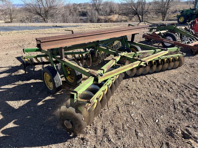 Image of John Deere H1110 equipment image 2