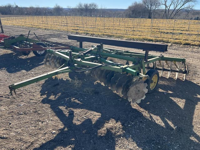 Image of John Deere H1110 equipment image 3