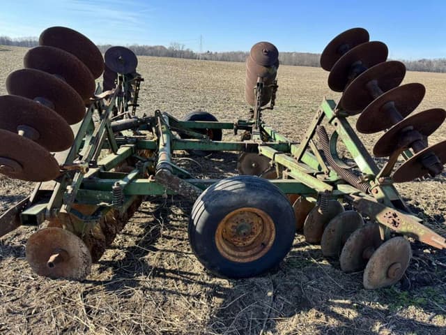 Image of John Deere H1120 equipment image 1