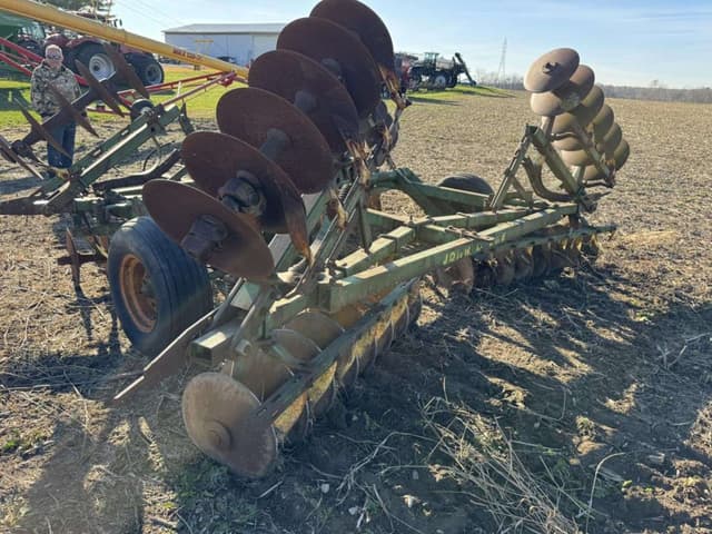 Image of John Deere H1120 equipment image 2