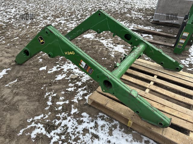 Image of John Deere H240 equipment image 1
