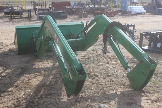 Image of John Deere H310 equipment image 2