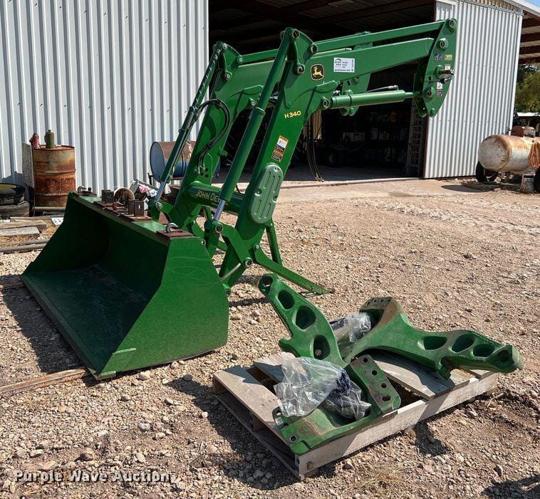 Main image John Deere H340