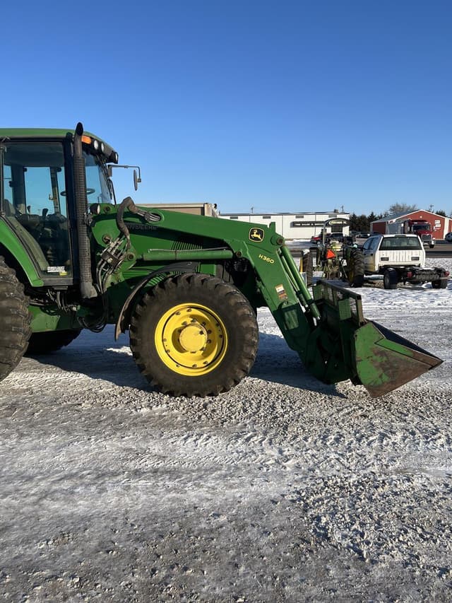 Image of John Deere H360 equipment image 3