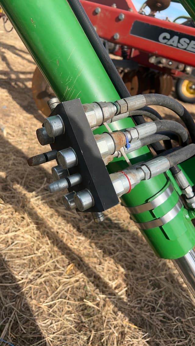 Image of John Deere H380 equipment image 4