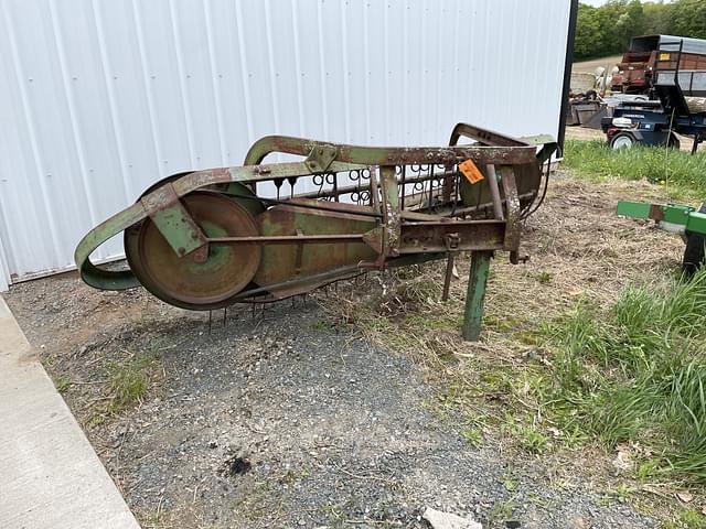 Image of John Deere 350 equipment image 1