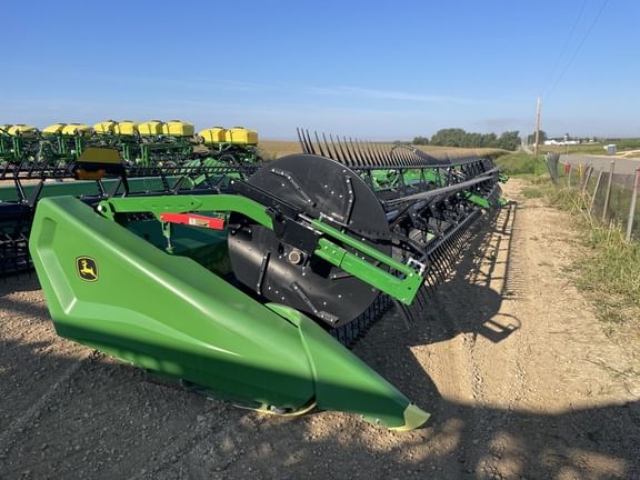 John Deere HD45F Equipment Image0